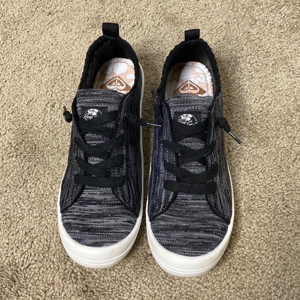 Roxy black and gray bayshore knit IV sneakers